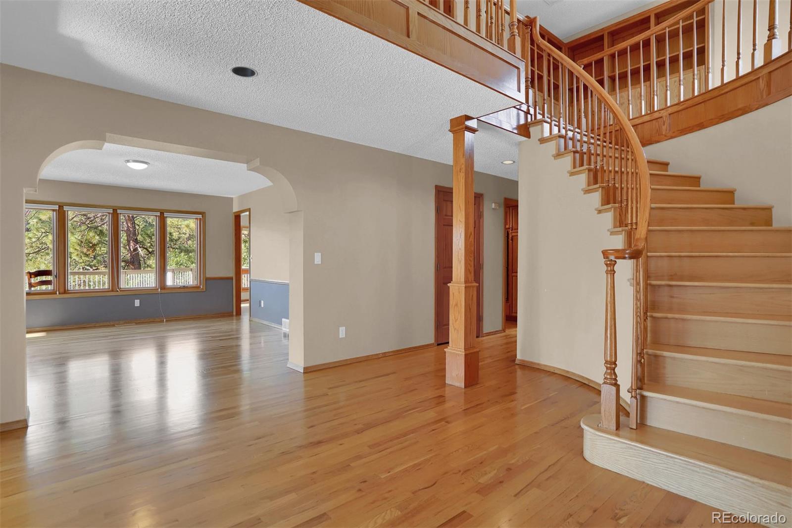 MLS Image #3 for 135  grayson court,colorado springs, Colorado