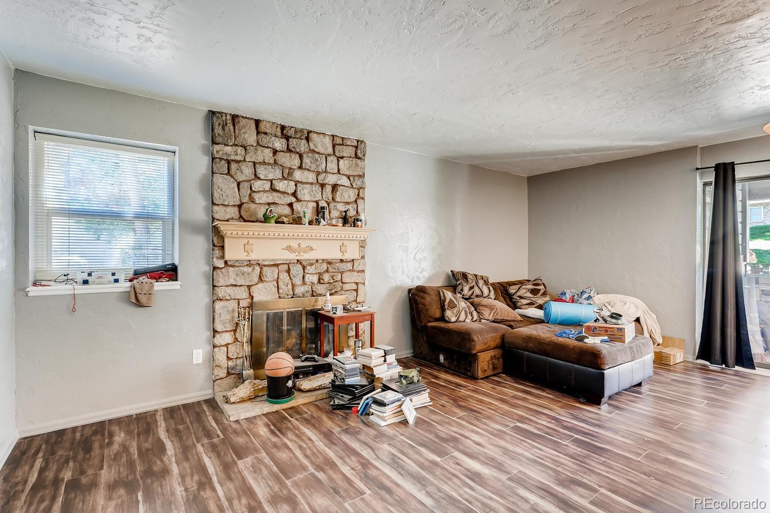 MLS Image #3 for 9757 e peakview avenue,englewood, Colorado