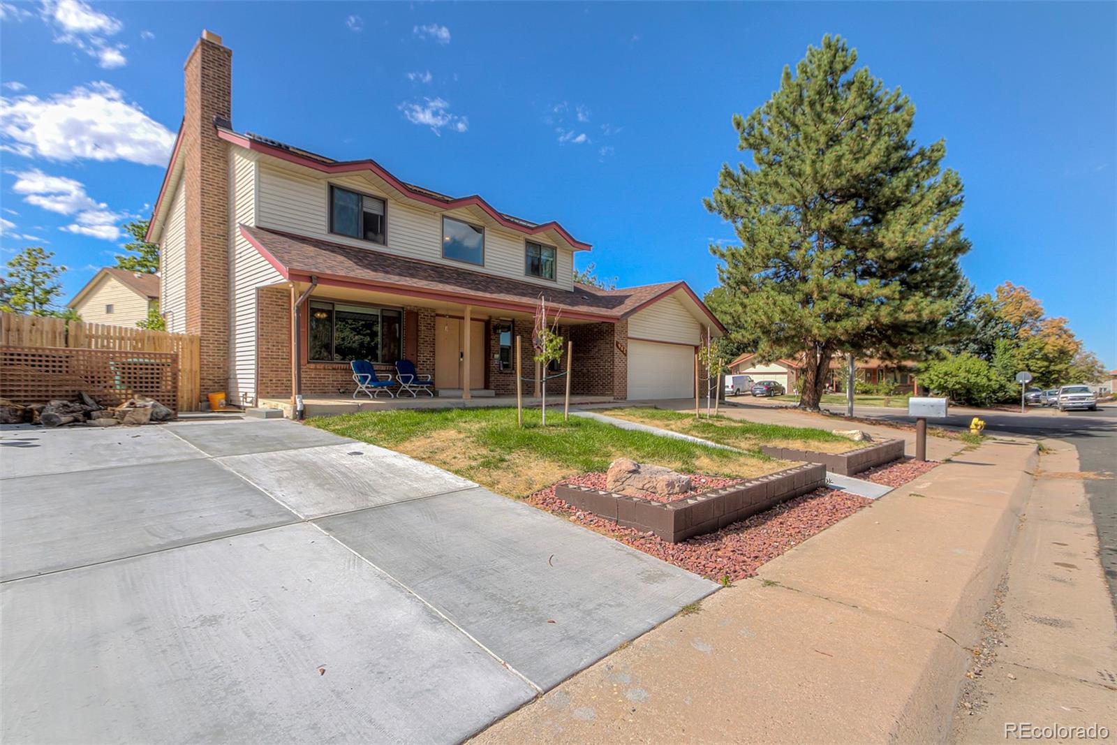 MLS Image #1 for 903 s ouray street,aurora, Colorado