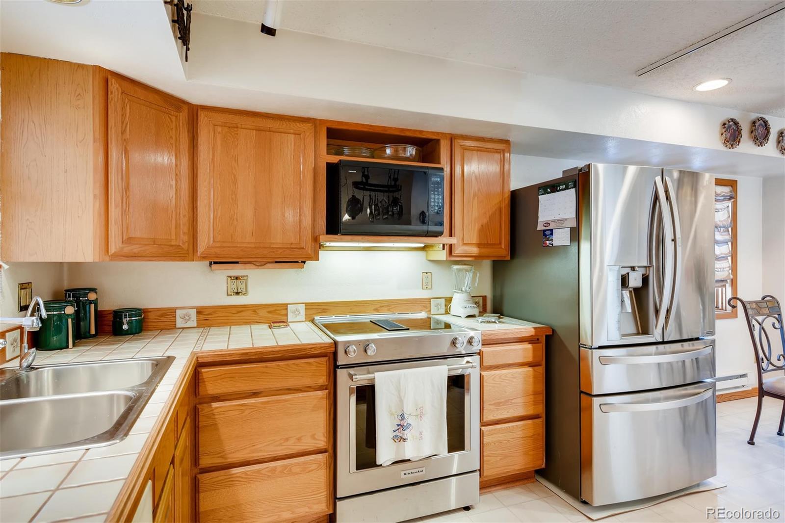 MLS Image #6 for 10285 w warren drive,lakewood, Colorado