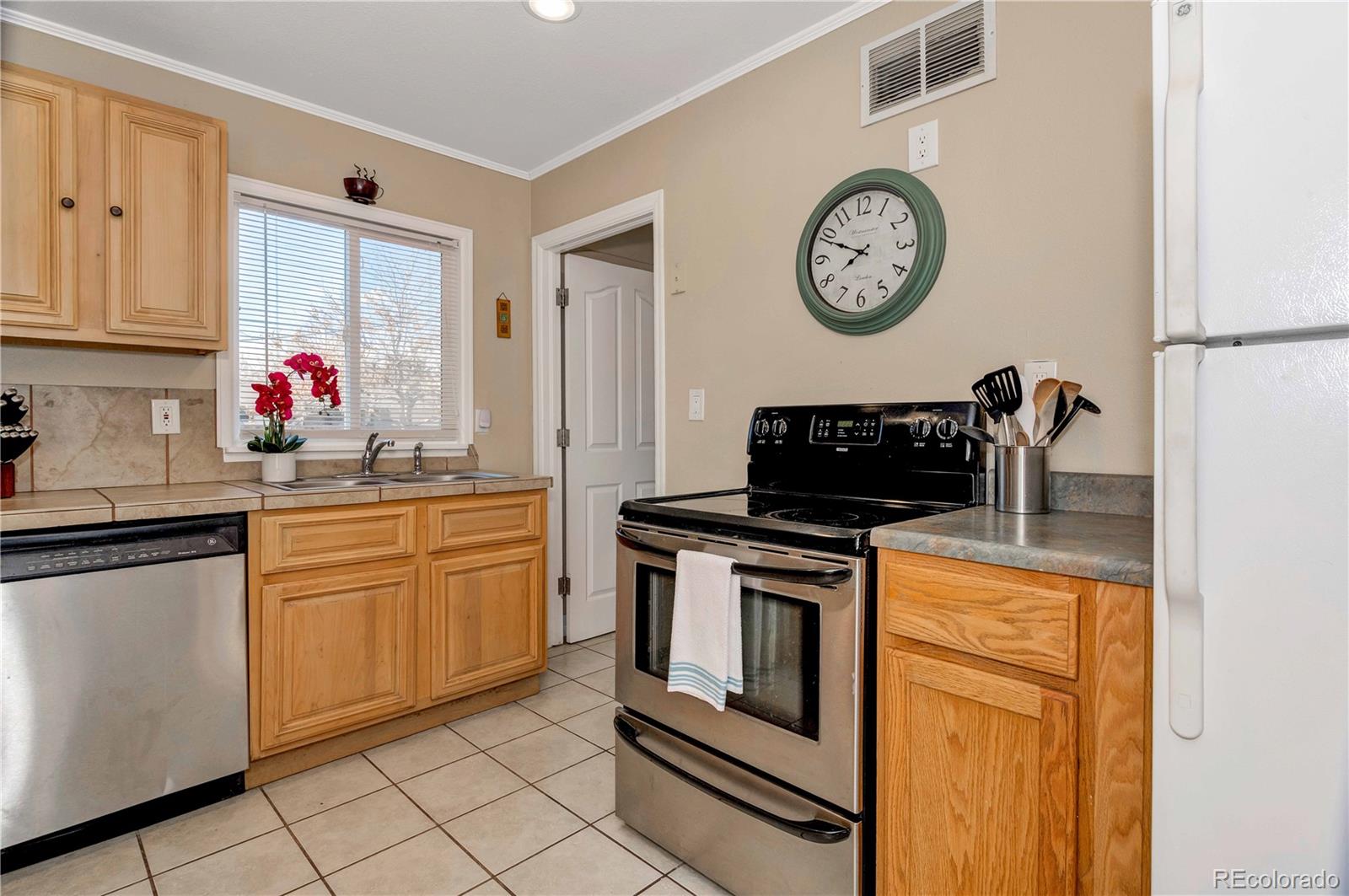 MLS Image #7 for 1337  havana street,aurora, Colorado