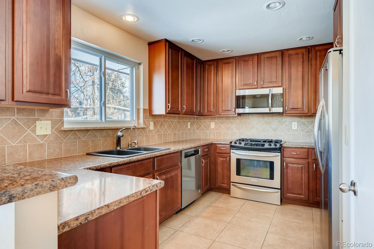 MLS Image #6 for 6300 s grant court,centennial, Colorado