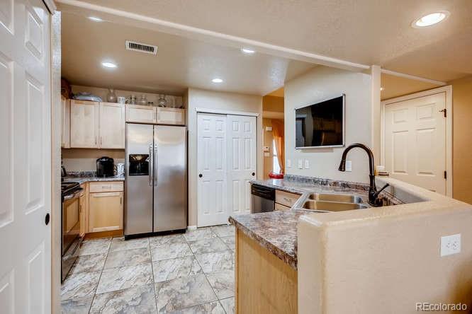 MLS Image #9 for 18769 e 58th avenue,denver, Colorado