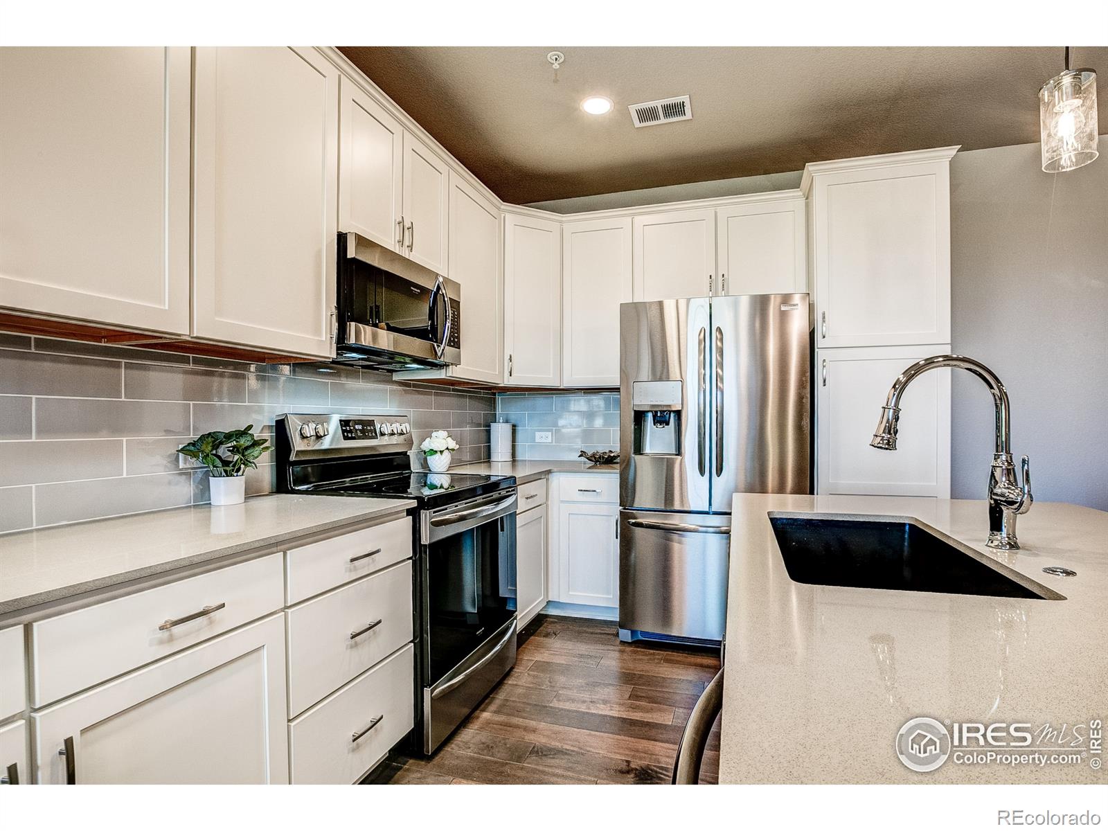 Report Image #1 for 390  High Point Drive,Longmont, Colorado