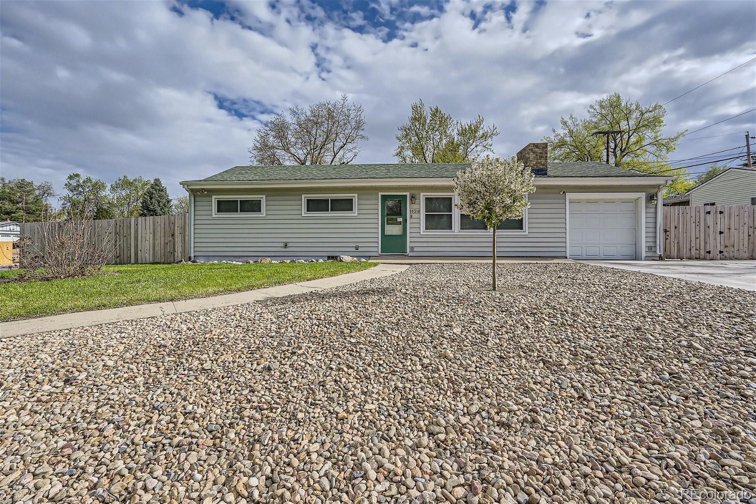 MLS Image # for 10310 w 8th place,lakewood, Colorado