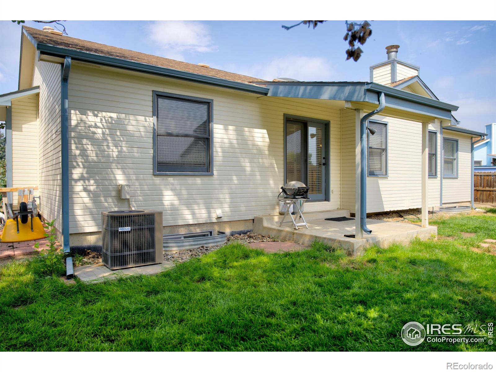 Report Image #1 for 730  Douglas Place,Berthoud, Colorado