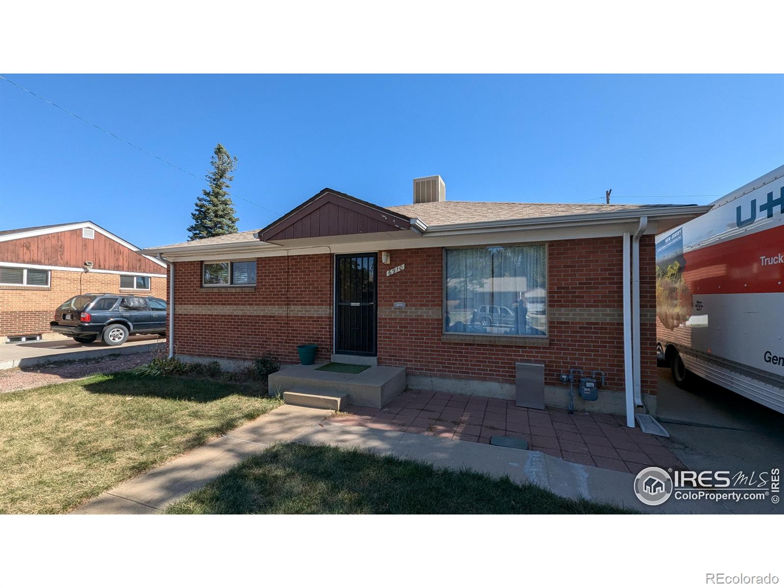 MLS Image # for 6910  larsh drive,denver, Colorado