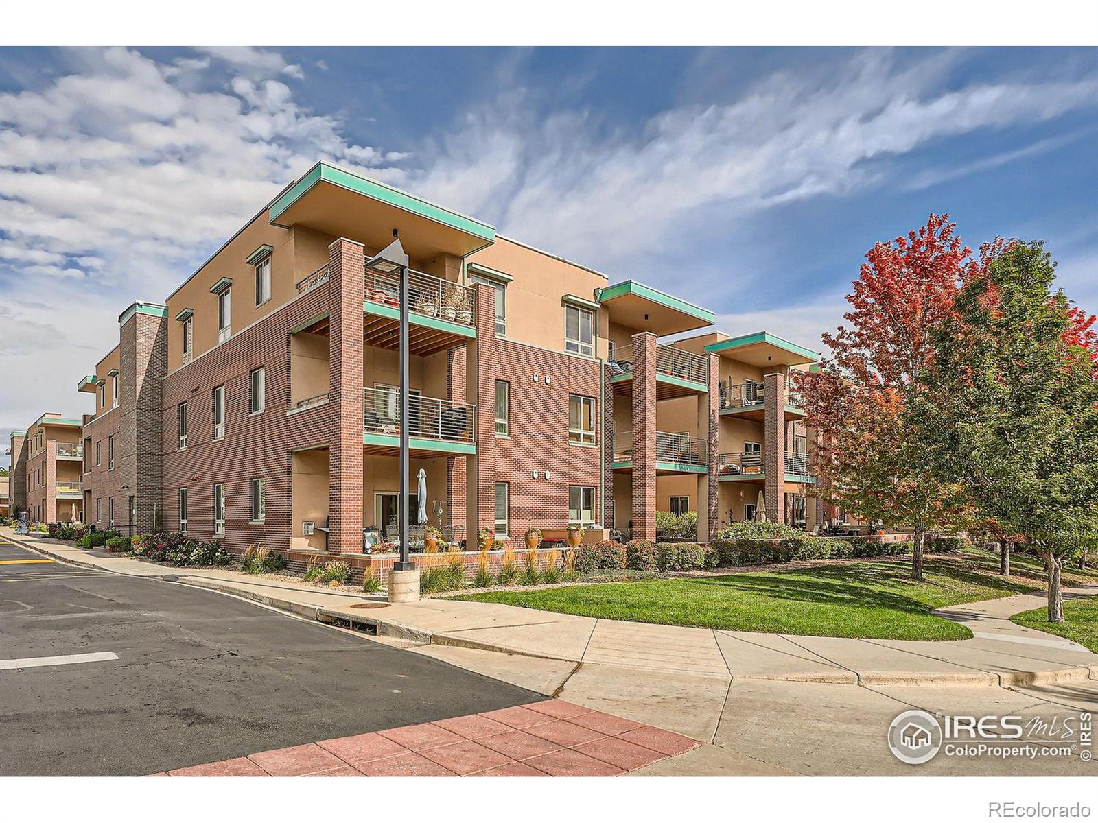 Report Image #1 for 1053 W Century Drive,Louisville, Colorado