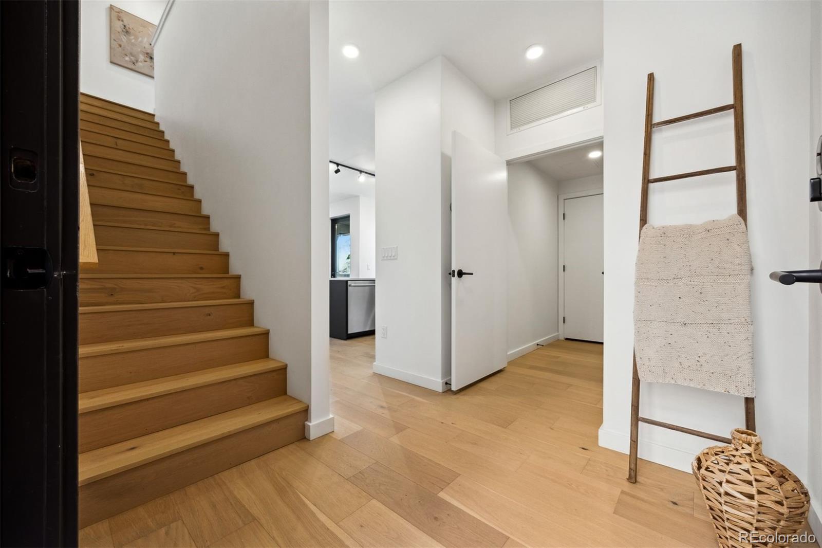 Report Image #1 for 1601  Park Avenue,Denver, Colorado