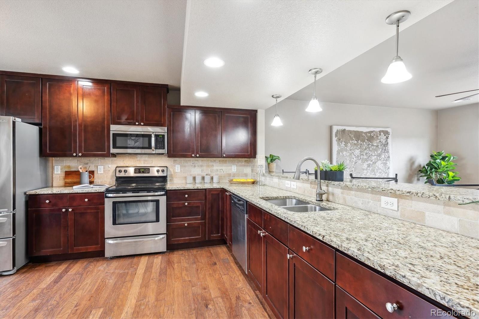 Report Image #1 for 1095 W 69th Avenue,Denver, Colorado