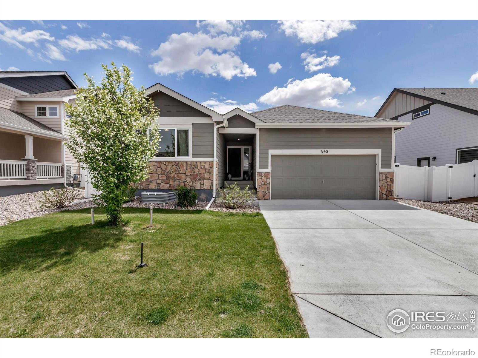 Report Image #1 for 945  Maplebrook Drive,Windsor, Colorado