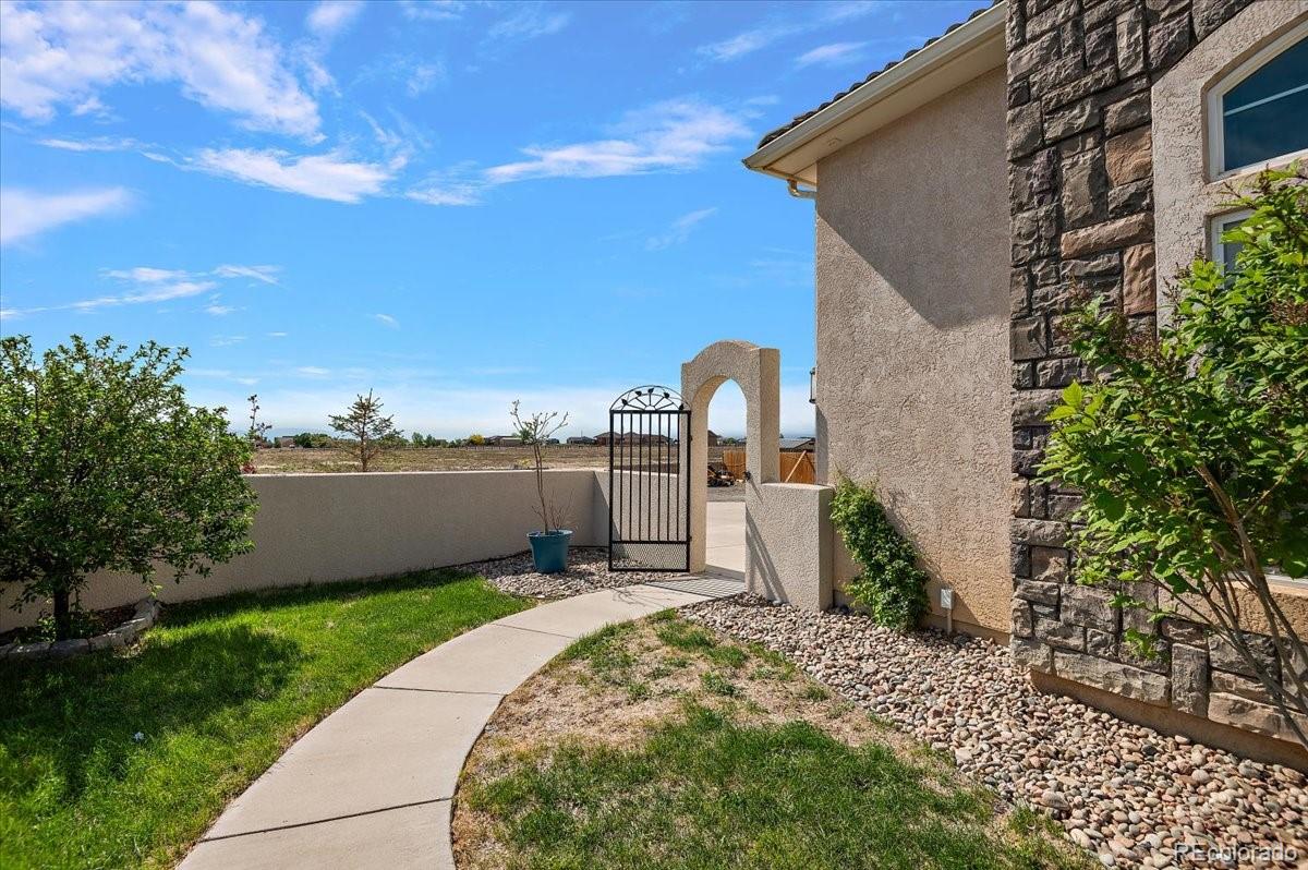 Report Image #1 for 1073 W El Esperante Drive,Pueblo, Colorado