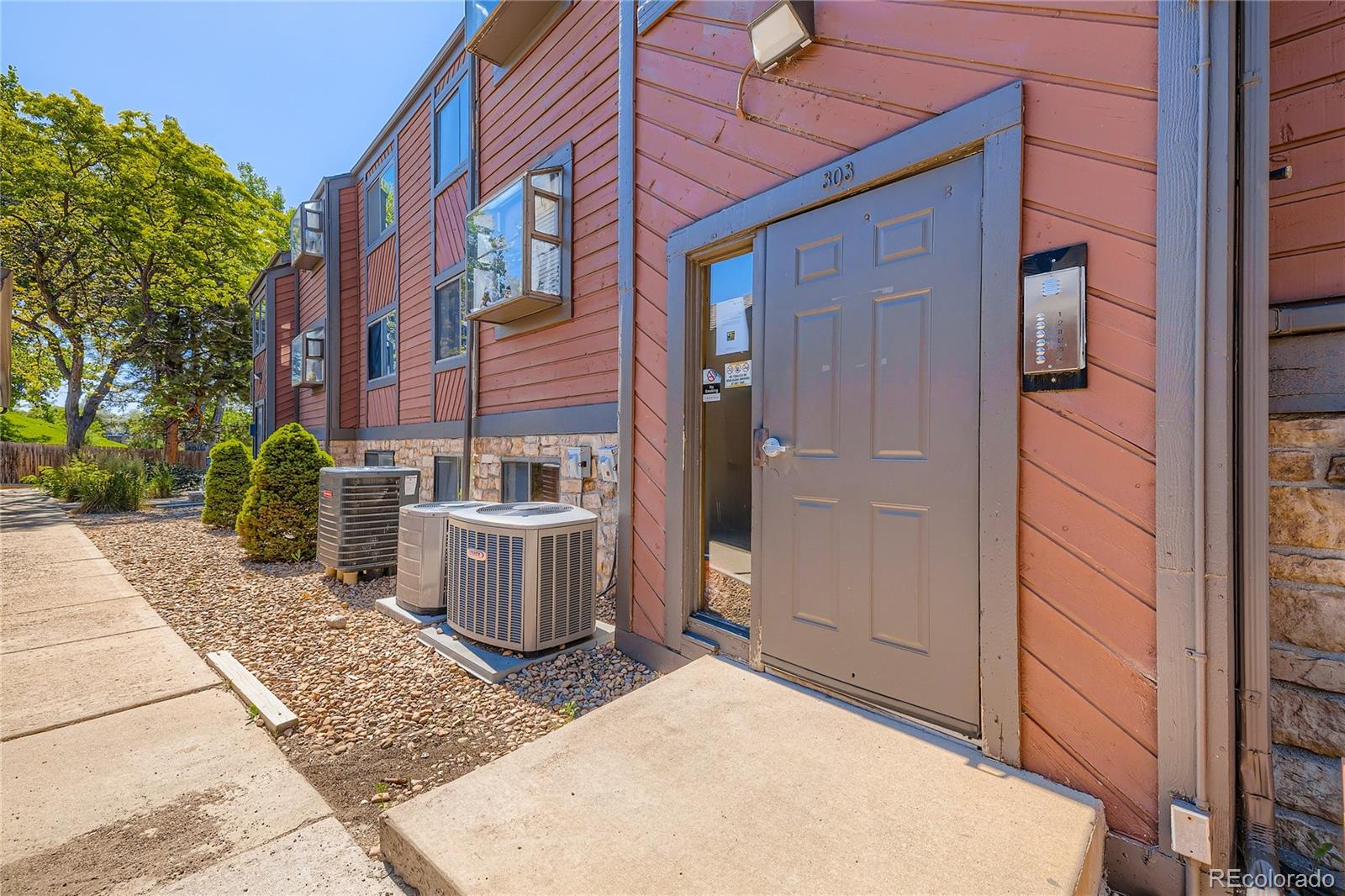 Report Image #1 for 303 W Lehow Avenue,Englewood, Colorado