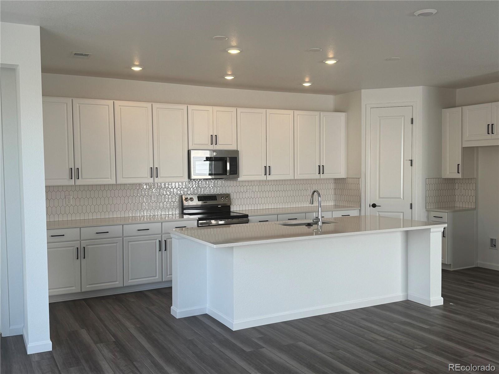 Report Image #1 for 16478 W 92nd Place,Arvada, Colorado
