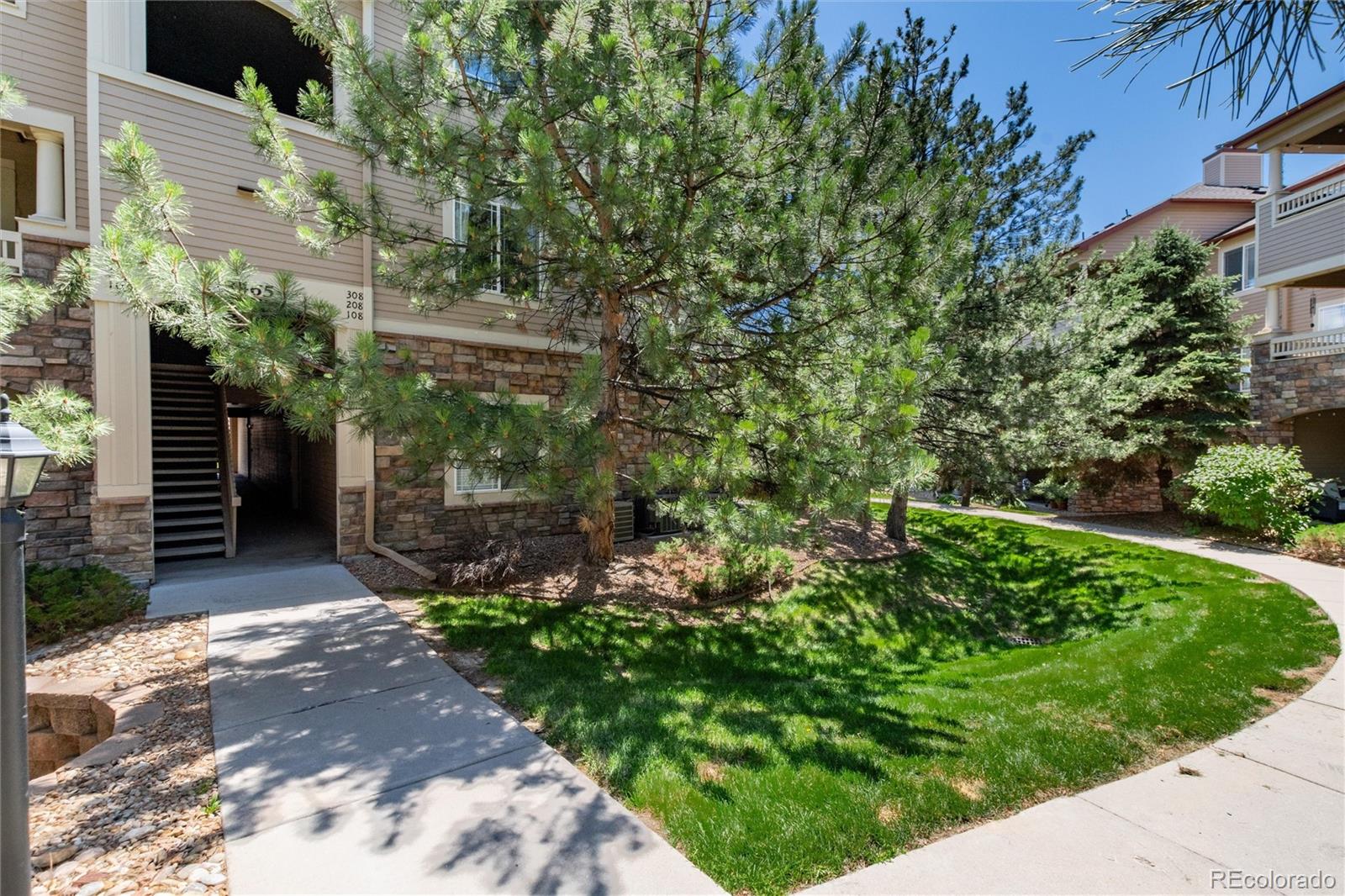 Report Image #1 for 8465 S Holland Way,Littleton, Colorado