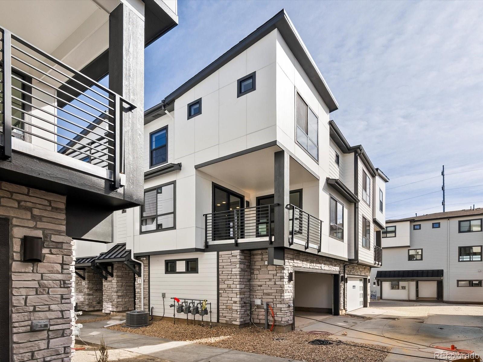 Report Image #1 for 2050 S Holly Street,Denver, Colorado