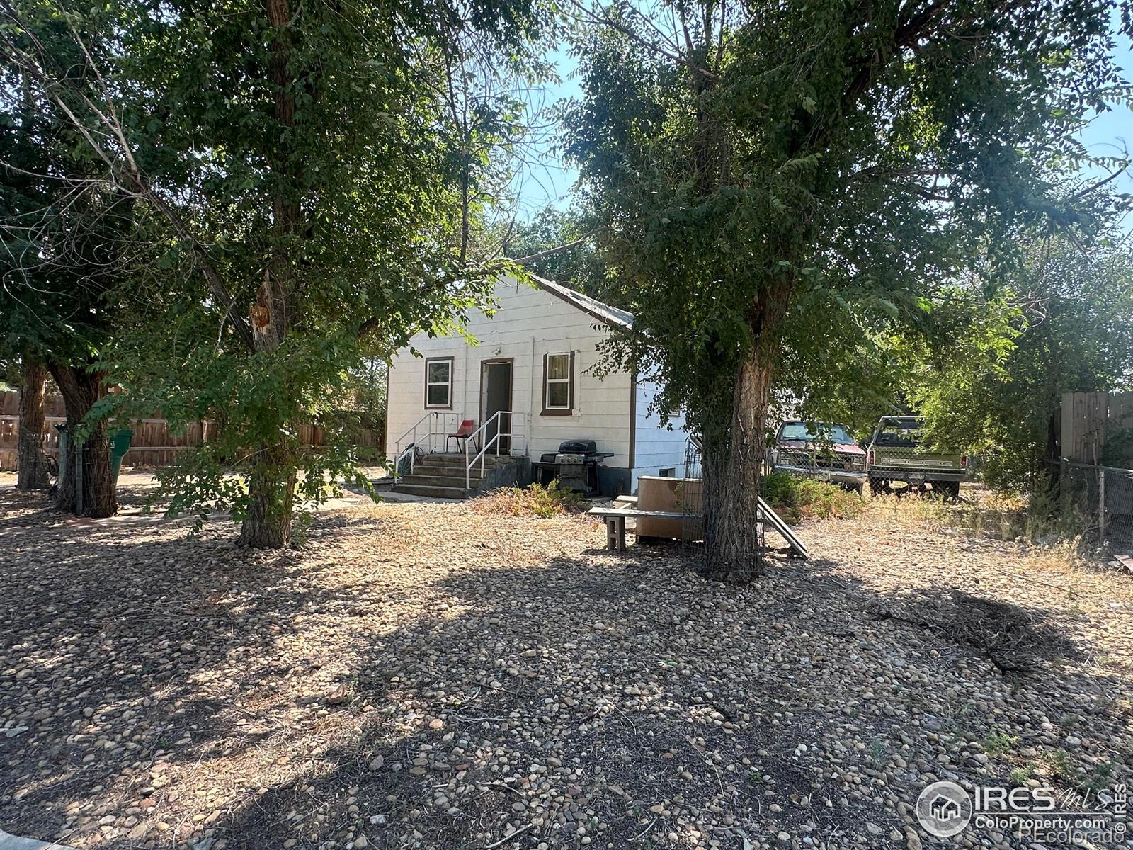 MLS Image # for 940  b street,greeley, Colorado