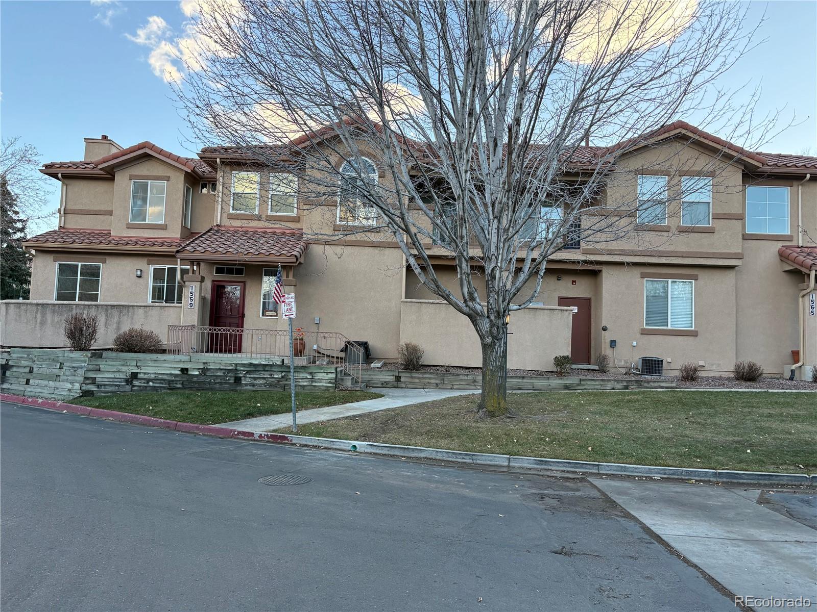 MLS Image # for 1559  courtyard heights,colorado springs, Colorado