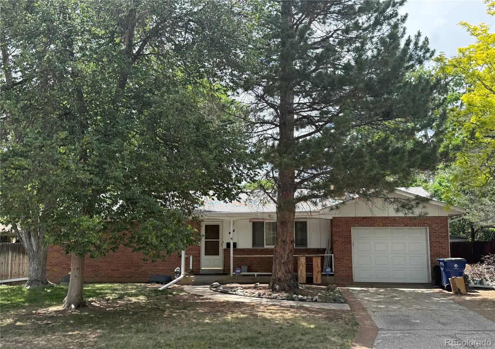 MLS Image # for 1489 s carr street,lakewood, Colorado