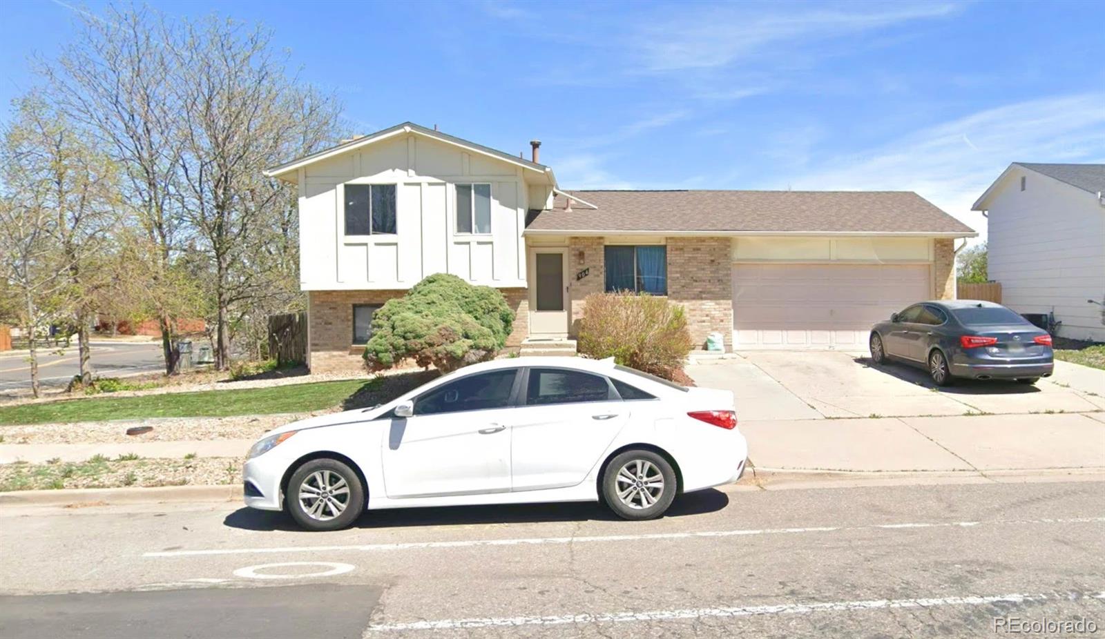 MLS Image # for 904 s uravan street,aurora, Colorado