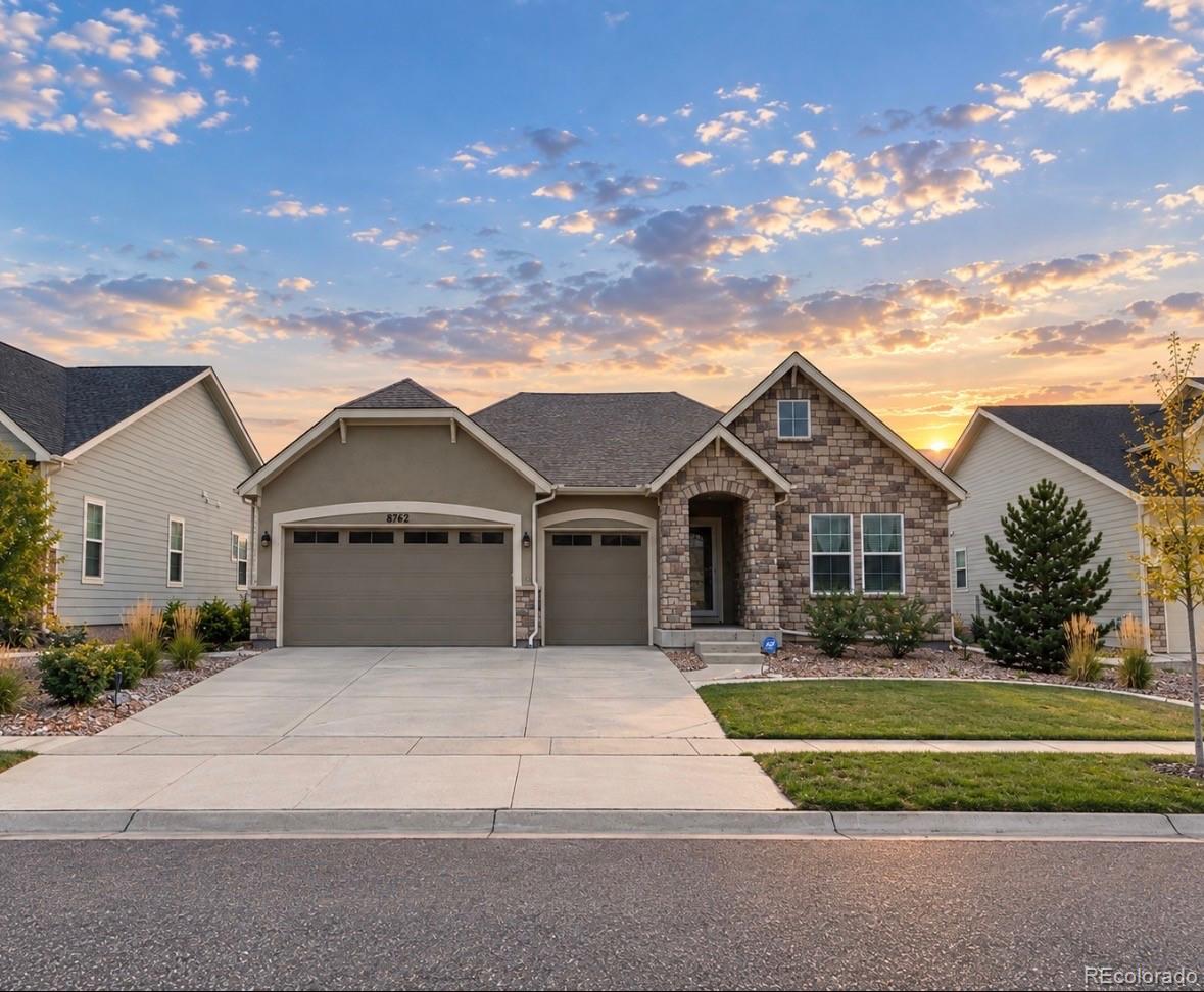 MLS Image # for 8762  dunraven street,arvada, Colorado