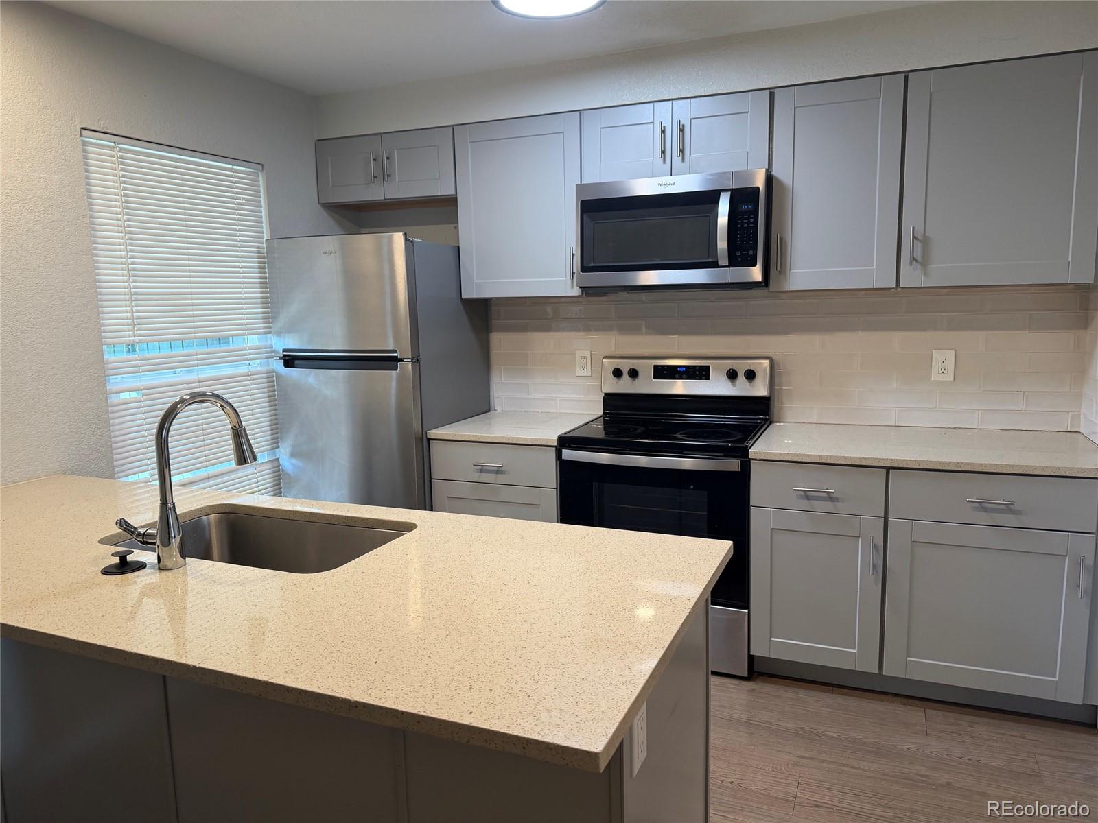 MLS Image # for 1439  norfolk street,aurora, Colorado